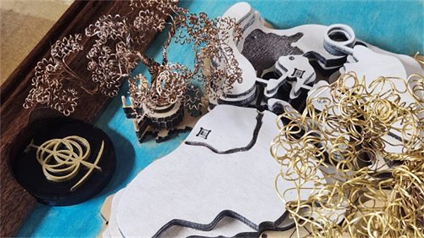 父親為兒子做《艾爾登法環》3D立體掛畫:紀念共同遊玩時光