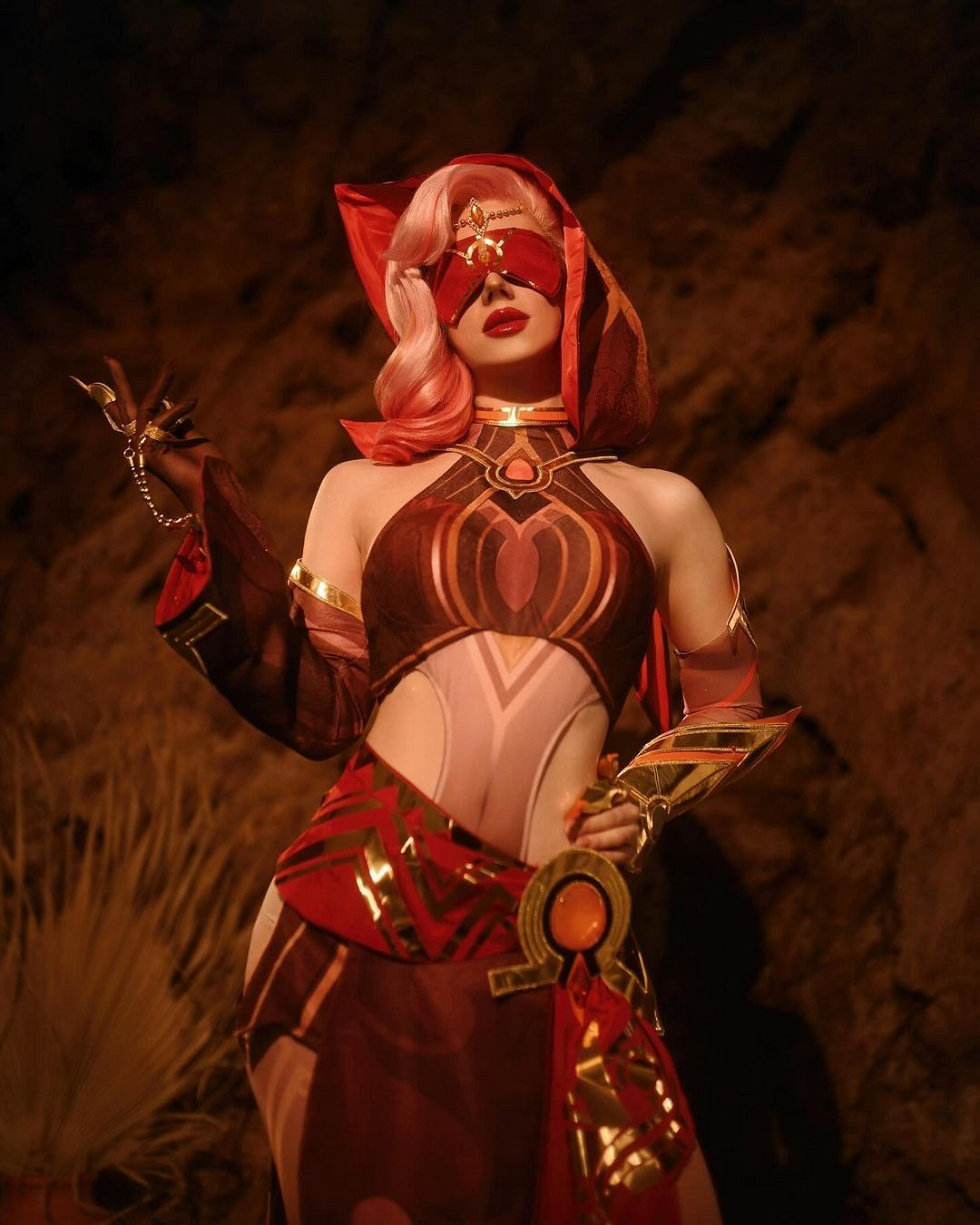 國外美女COS《原神》芭別爾 成熟性感還原度爆表！