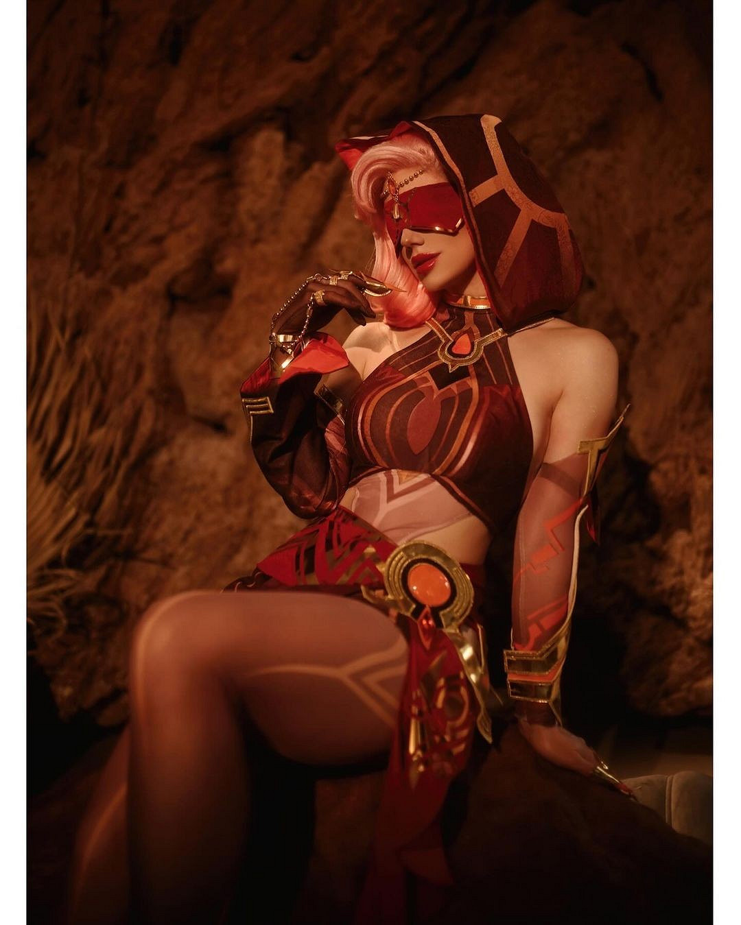 國外美女COS《原神》芭別爾 成熟性感還原度爆表！