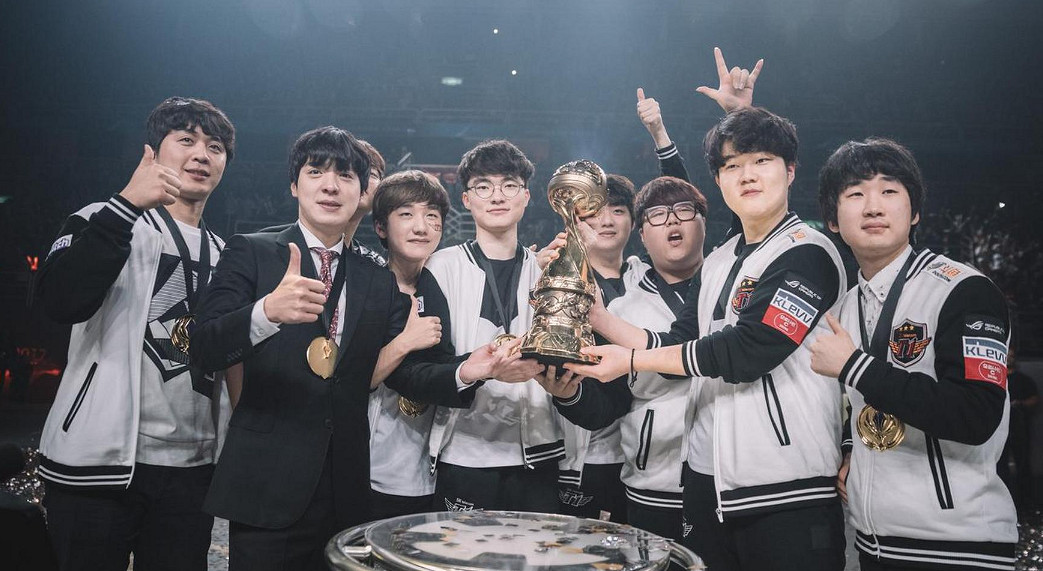 《英雄聯盟》季中冠軍榮耀史：曆屆MSI冠軍戰隊巡禮