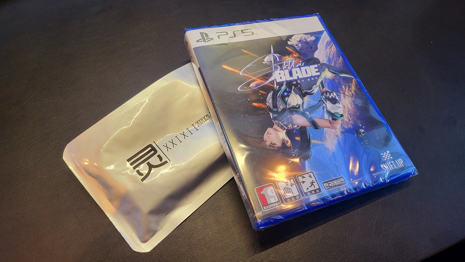 “師姐”們準備好了!《星刃》官方曬實體版光碟 “師姐”們準備好了!《星刃》官方曬實體版光碟