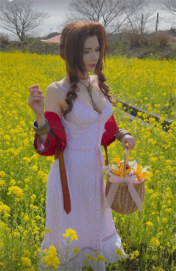 艾什莉體模COS《原神》貓女綺良良 黃髮綠眼小尾巴！