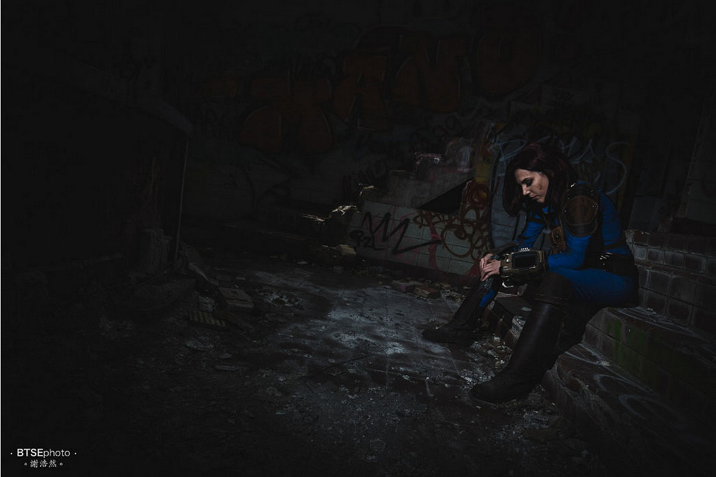 《異塵餘生4》外國美女玩家倖存者神cos圖賞