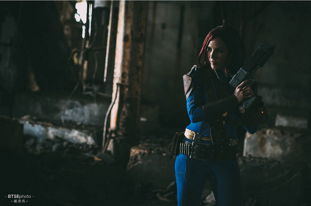 《異塵餘生4》外國美女玩家倖存者神cos圖賞