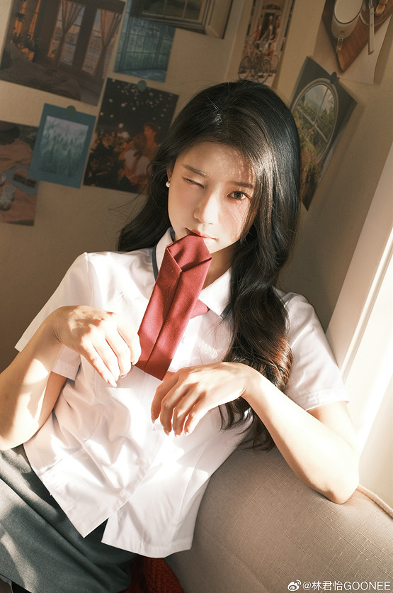 古裝互動遊戲《許願,我要帶她們回現代》限時9折優惠 古裝互動遊戲《許願,我要帶她們回現代》限時9折優惠