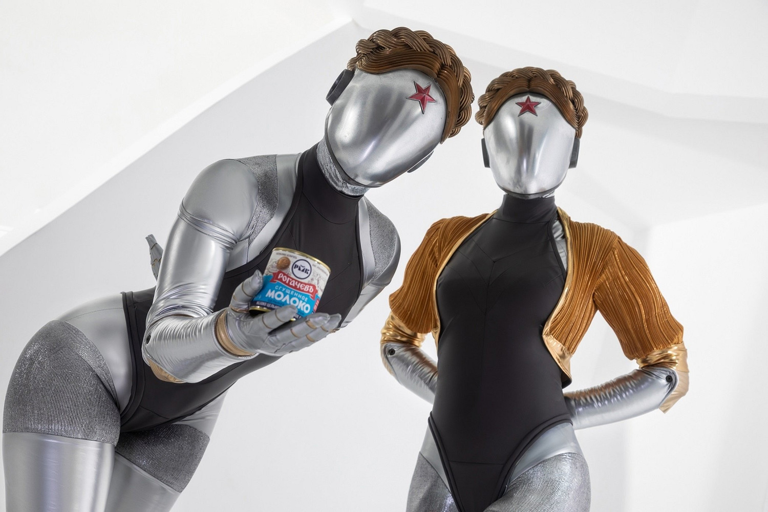 《原子之心》雙子舞伶COS 機械姐妹花走進了現實！