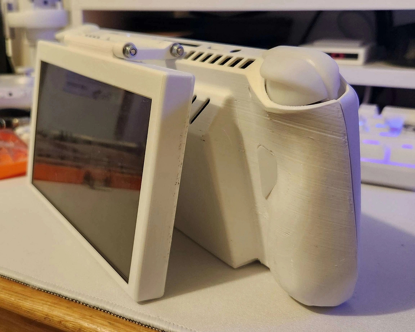 有點NDS那味了！玩家自製“雙屏版”華碩ROG Ally掌機