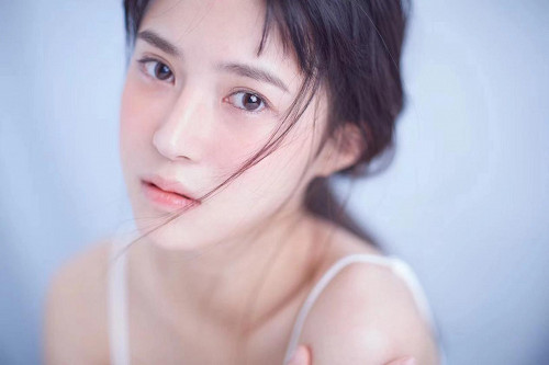 薛之謙現場誇長得漂亮的女生，竟是《美女，應接不暇》的女主！