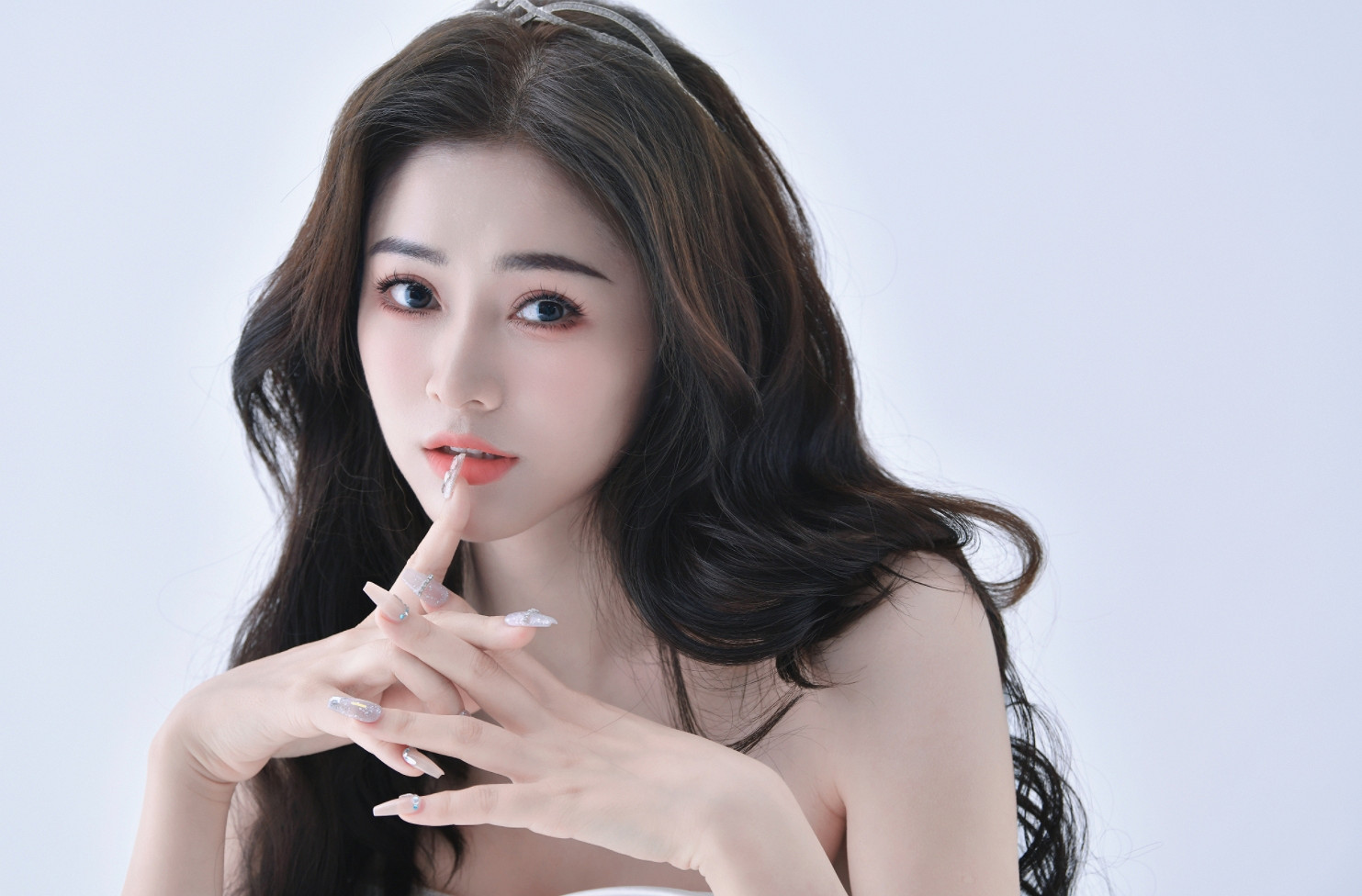 職場情感題材崛起,5月15日Steam上架《美女,應接不暇》引領互動劇新趨勢 職場情感題材崛起,5月15日Steam上架《美女,應接不暇》引領互動劇新趨勢