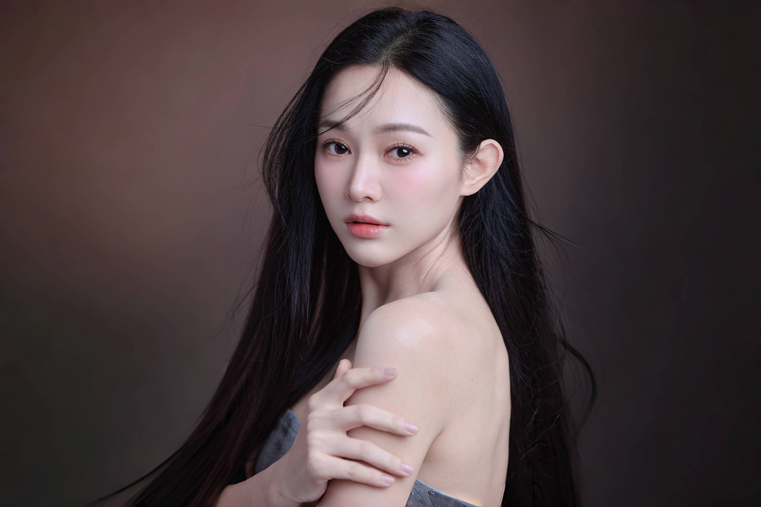 《美女，應接不暇》：5月15日Steam發售，沉浸式劇情影遊等你來探索