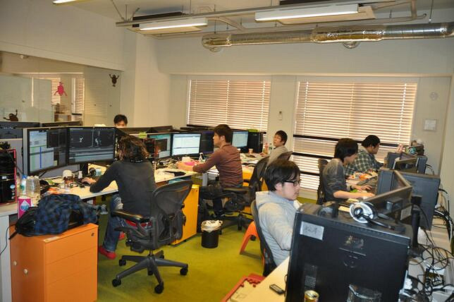 笑死！玩家將斯賓塞P成《P 的謊言》封面主角