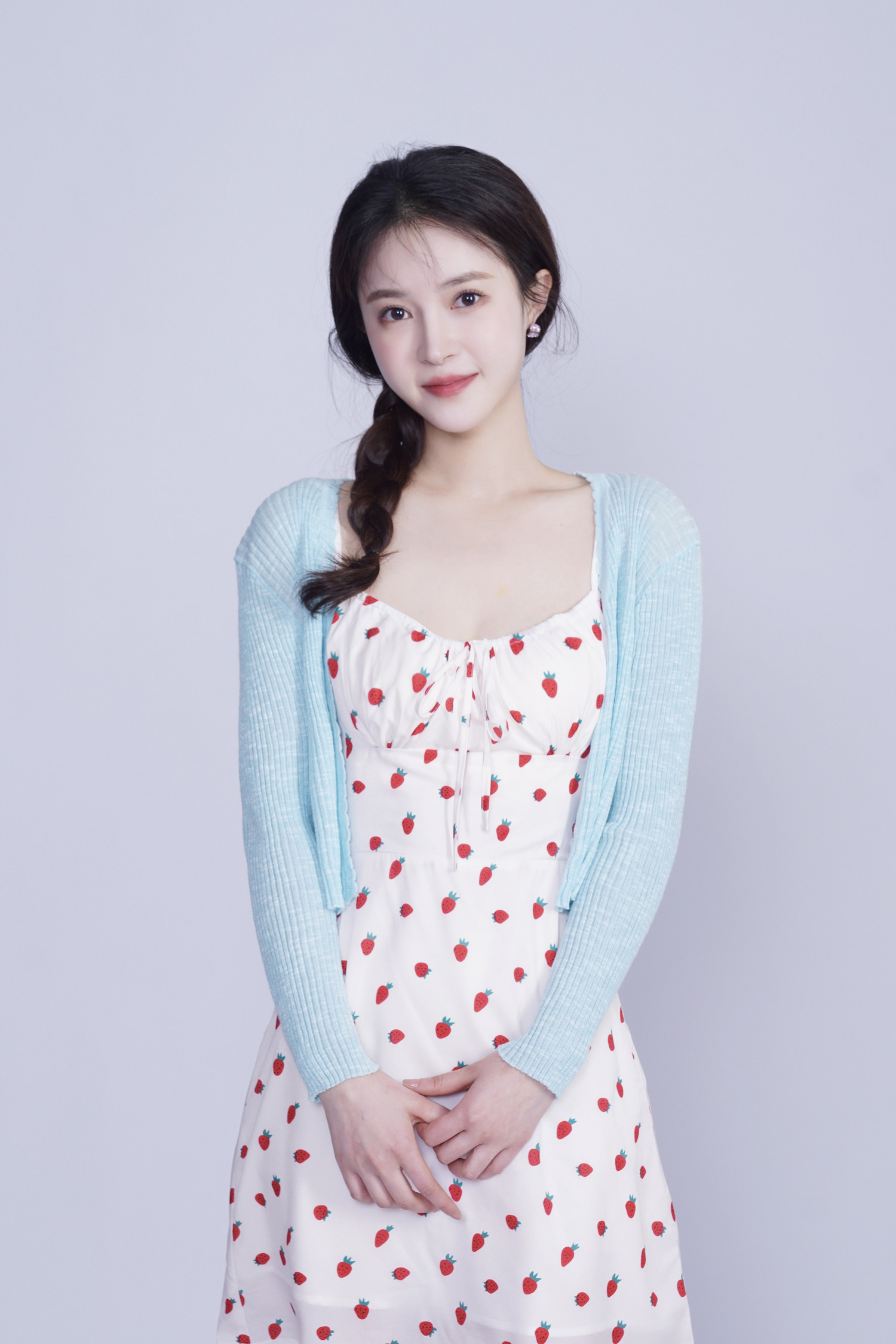 5月15日，《美女，應接不暇》互動影遊，讓你的職場鬥爭與戀愛瞬間更真實