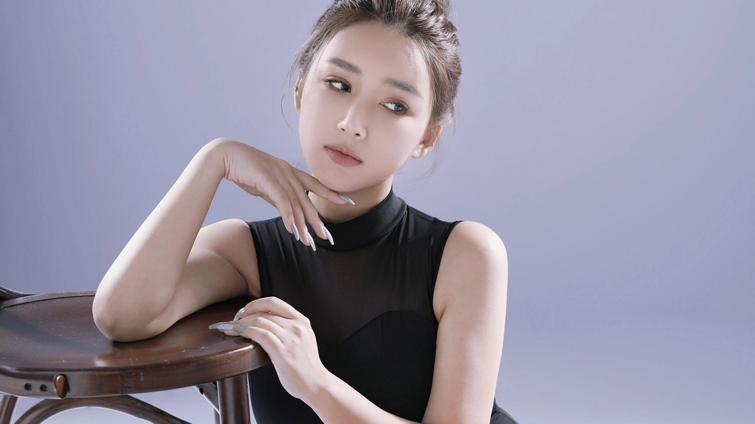 《美女，應接不暇》：5月15日，Steam上的美女互動新境界