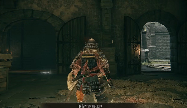 《艾爾登法環》升降梯房間後的門走法