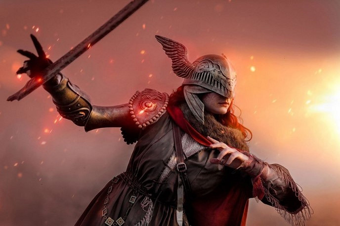 俄妹COS《艾爾登法環》瑪莉卡、馬蓮妮婭 傲人身姿太養眼