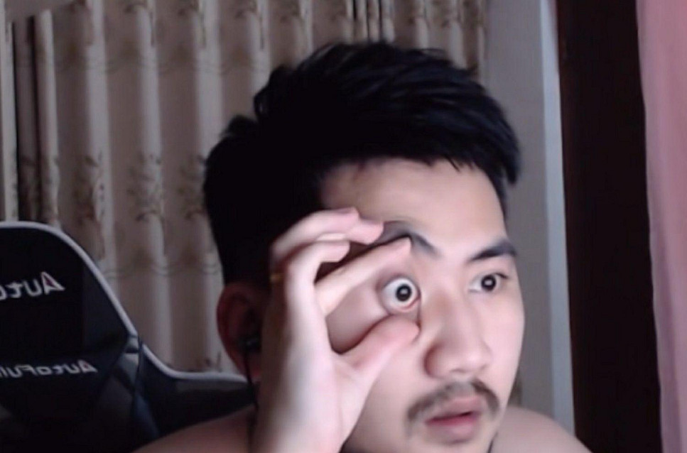 《csgo》茄子貼紙介紹