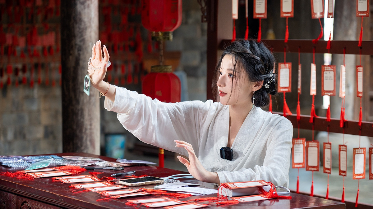 逆水寒聯手孔氏家廟,三擊登科鼓,為天下高考生祈福 逆水寒聯手孔氏家廟,三擊登科鼓,為天下高考生祈福