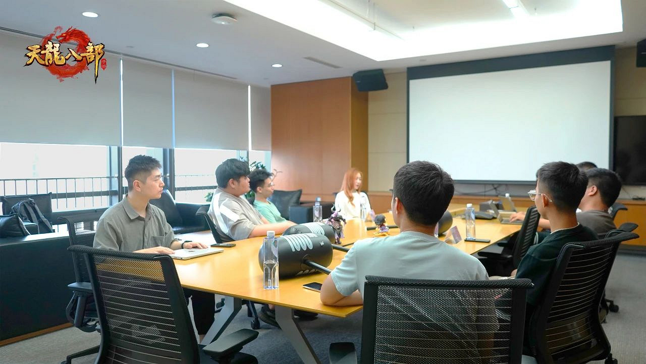 榮耀加身!雄霸冠軍戰隊齊聚線下交流會錄製冠軍MV!返場商城即將開啟! 榮耀加身!雄霸冠軍戰隊齊聚線下交流會錄製冠軍MV!返場商城即將開啟!