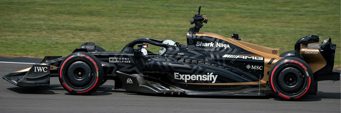 明年暑假必看大片《F1》巨星布拉德·皮特主演賽車電影 明年暑假必看大片《F1》巨星布拉德·皮特主演賽車電影