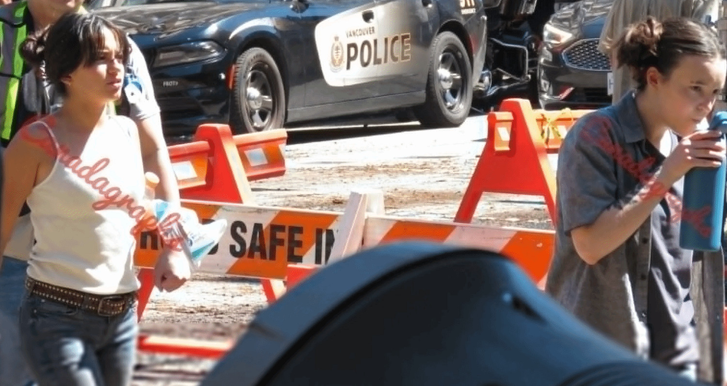 遊改劇《最後生還者2》片場照 艾莉手臂紋身首次曝光