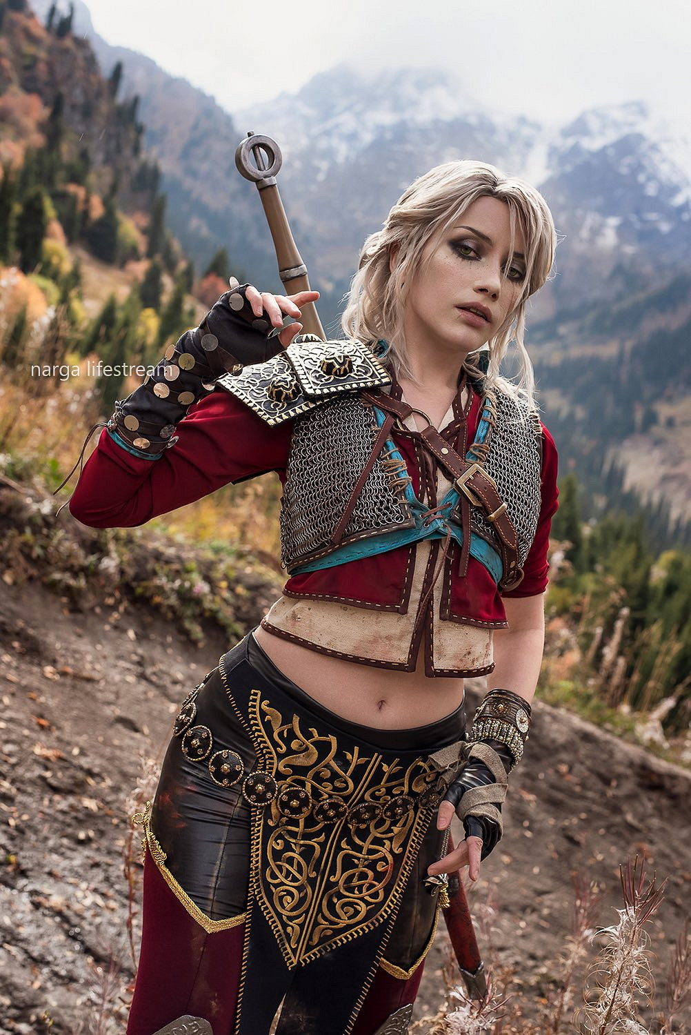 秒殺網飛版！禦姐Natalie完美COS葉奈法