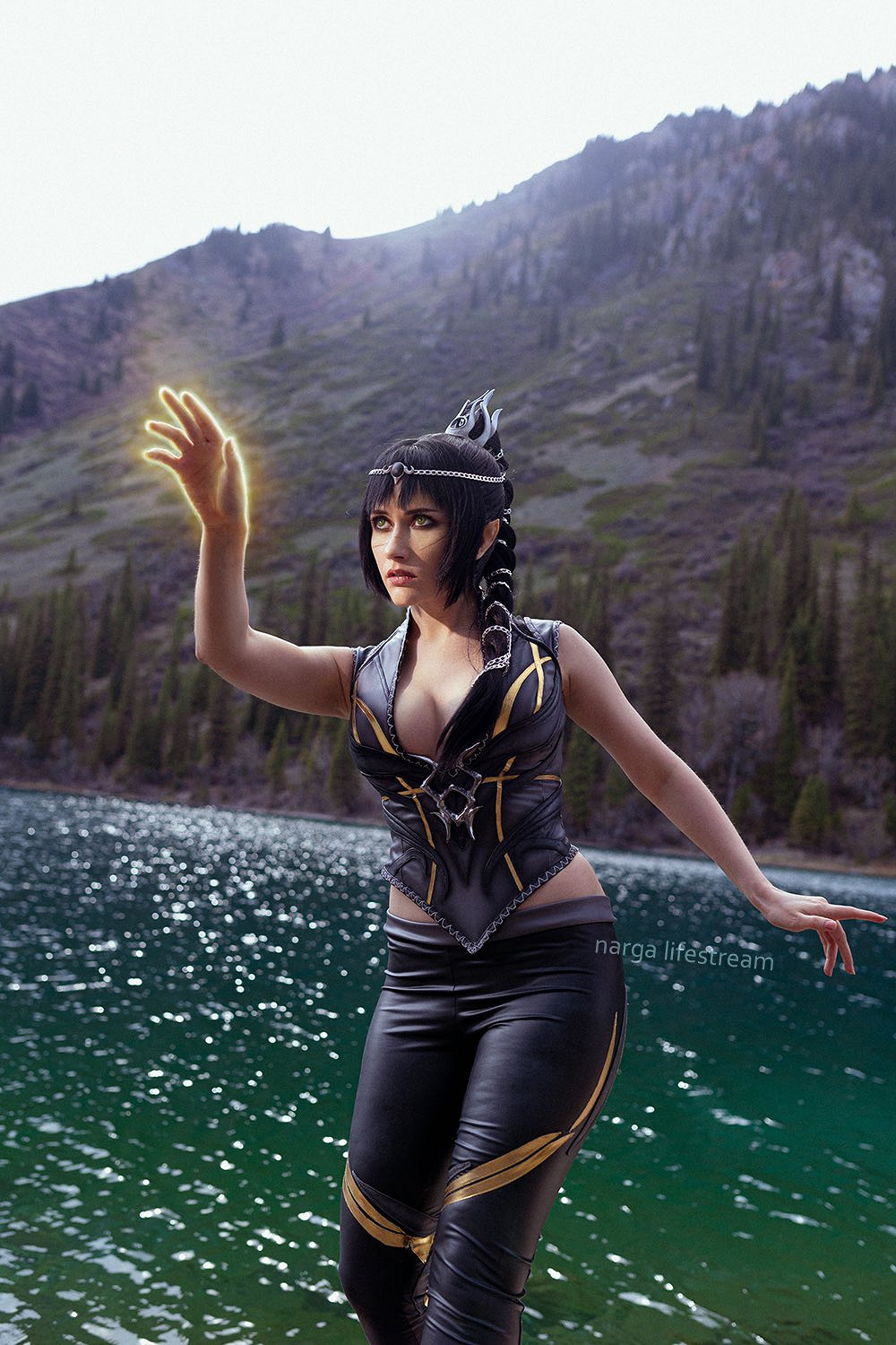 秒殺網飛版！禦姐Natalie完美COS葉奈法