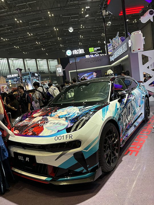 BW 2024：《崩壞3》展區科技感拉滿！超帥痛車亮相！