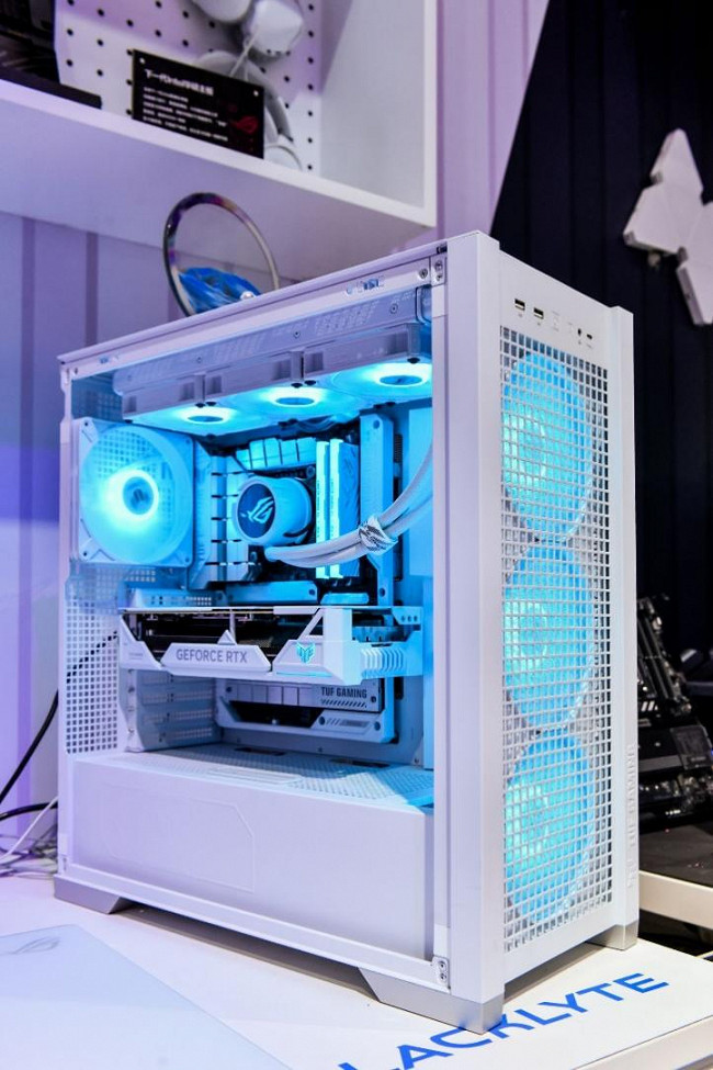 競無止境，信仰集結！ROG玩家國度電競神裝嗨翻BW 2024