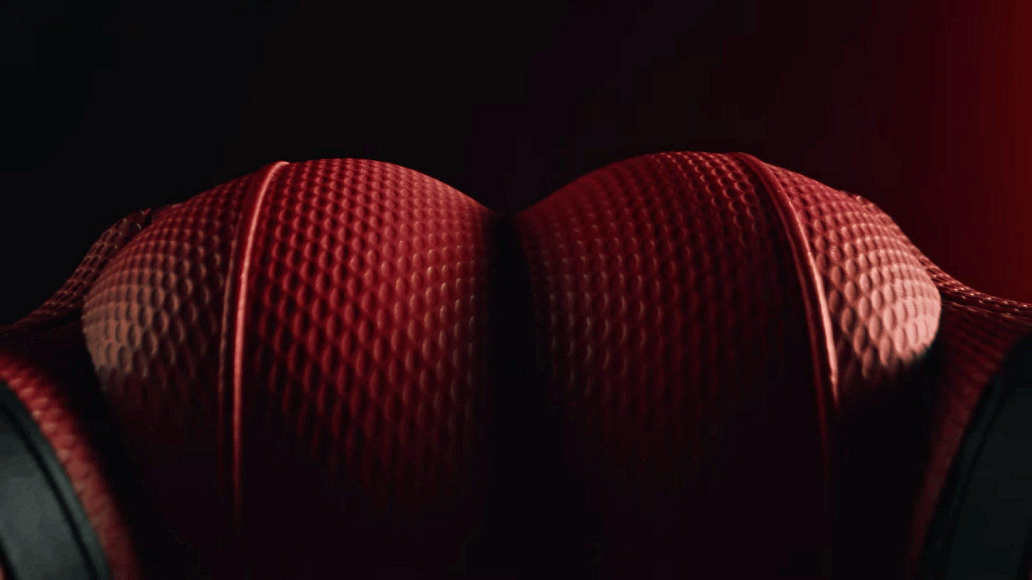 《死侍》限定款Xbox手把公布 賤賤的圓潤翹臀造型! 《死侍》限定款Xbox手把公布 賤賤的圓潤翹臀造型!