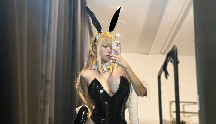 韓國小姐姐COS《妮姬：勝利女神》 超犯規身材太辣了