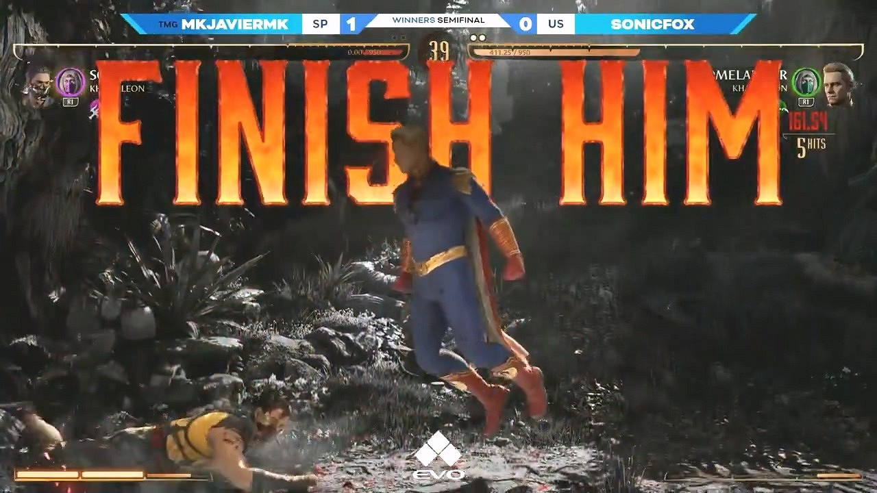 現場沸騰了!《真人快打1》選手賽後模仿祖國人喝奶 現場沸騰了!《真人快打1》選手賽後模仿祖國人喝奶