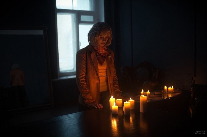 《生化4RE》阿什莉COS 小姐姐被異教徒抓走撕扯按倒