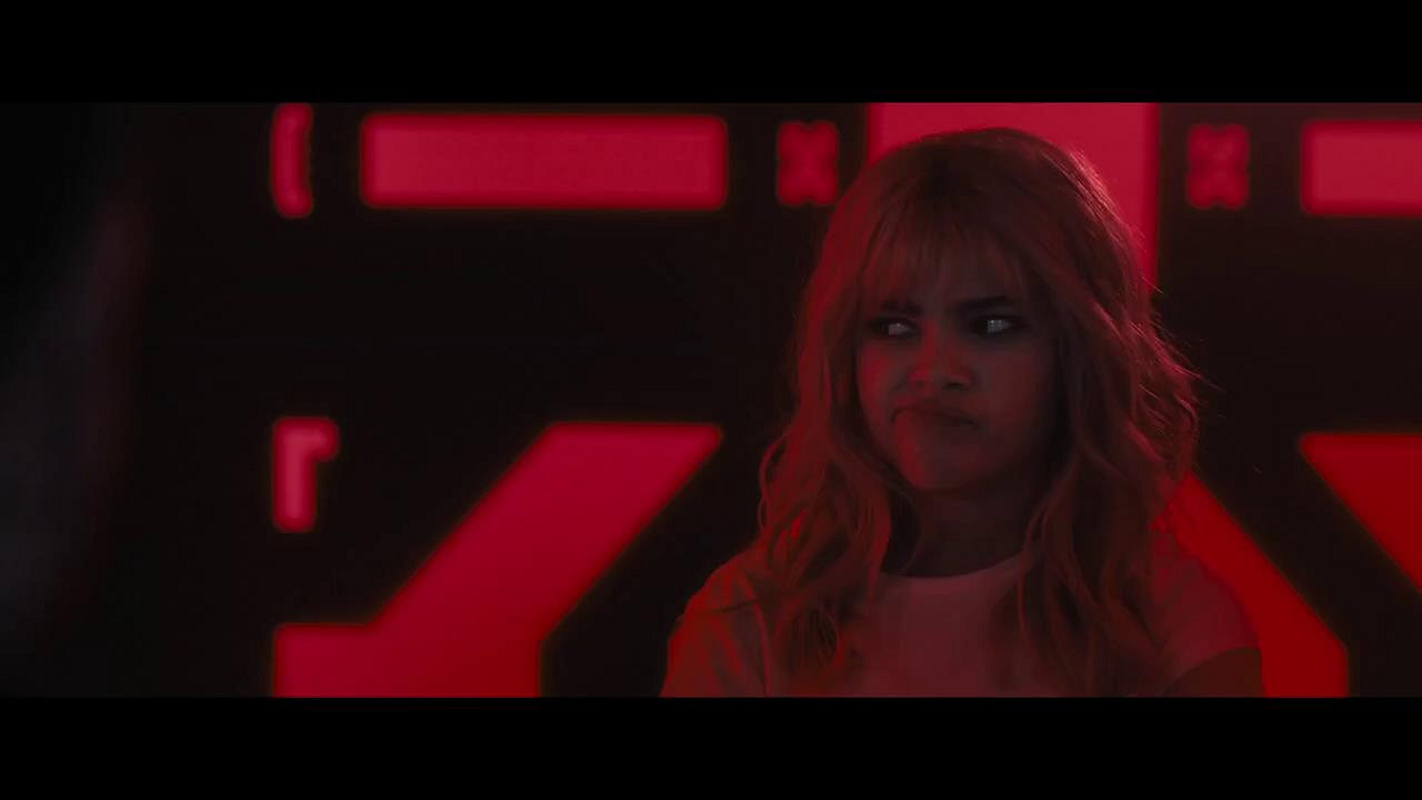 遊改電影《邊緣禁地》終極預告、海報 各種激戰爽炸 遊改電影《邊緣禁地》終極預告、海報 各種激戰爽炸