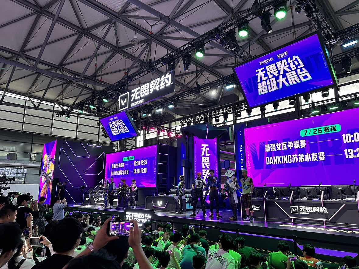 CJ24:《特戰英豪》 超級大展台!瓦友接頭點解鎖禮品 CJ24:《特戰英豪》 超級大展台!瓦友接頭點解鎖禮品