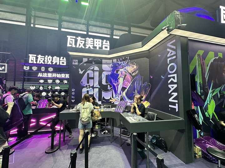 CJ24:《特戰英豪》 超級大展台!瓦友接頭點解鎖禮品 CJ24:《特戰英豪》 超級大展台!瓦友接頭點解鎖禮品