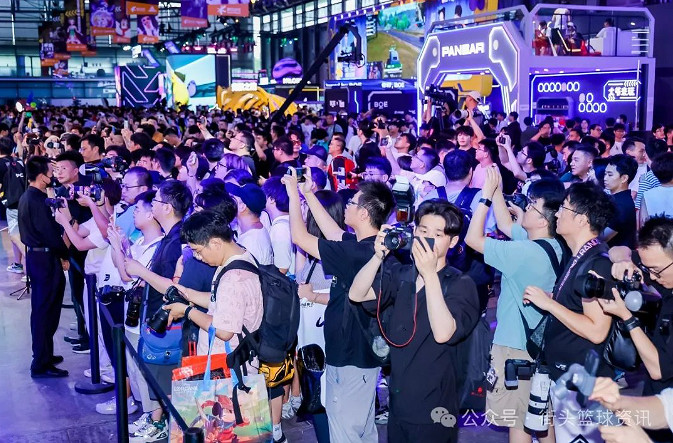 Nobody響起夢回2005 《街頭籃球》ChinaJoy首日火爆開場 Nobody響起夢回2005 《街頭籃球》ChinaJoy首日火爆開場