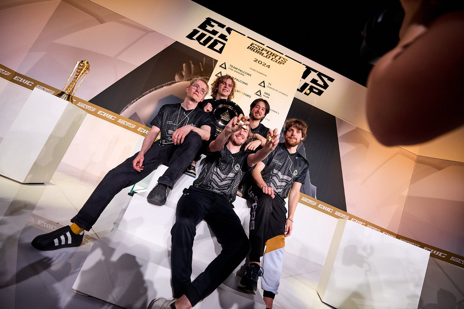 電競世界杯《DOTA2》項目 GG 3:0 Liquid奪冠 電競世界杯《DOTA2》項目 GG 3:0 Liquid奪冠