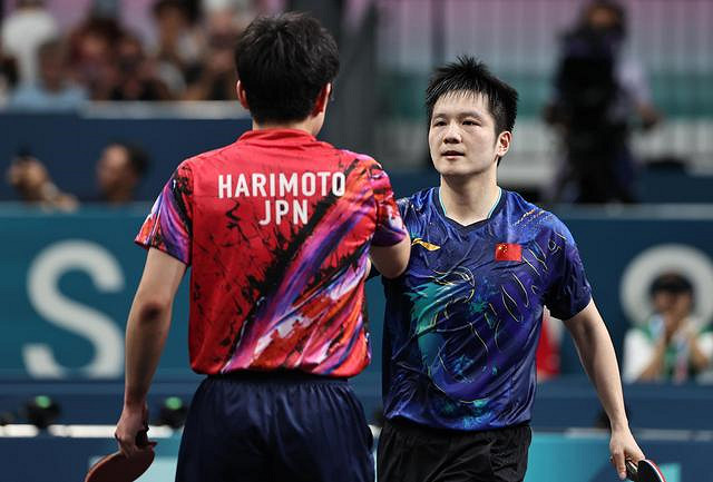 樊振東逆轉張本智和,晉級巴黎奧運會乒乓球男單四強 樊振東逆轉張本智和,晉級巴黎奧運會乒乓球男單四強