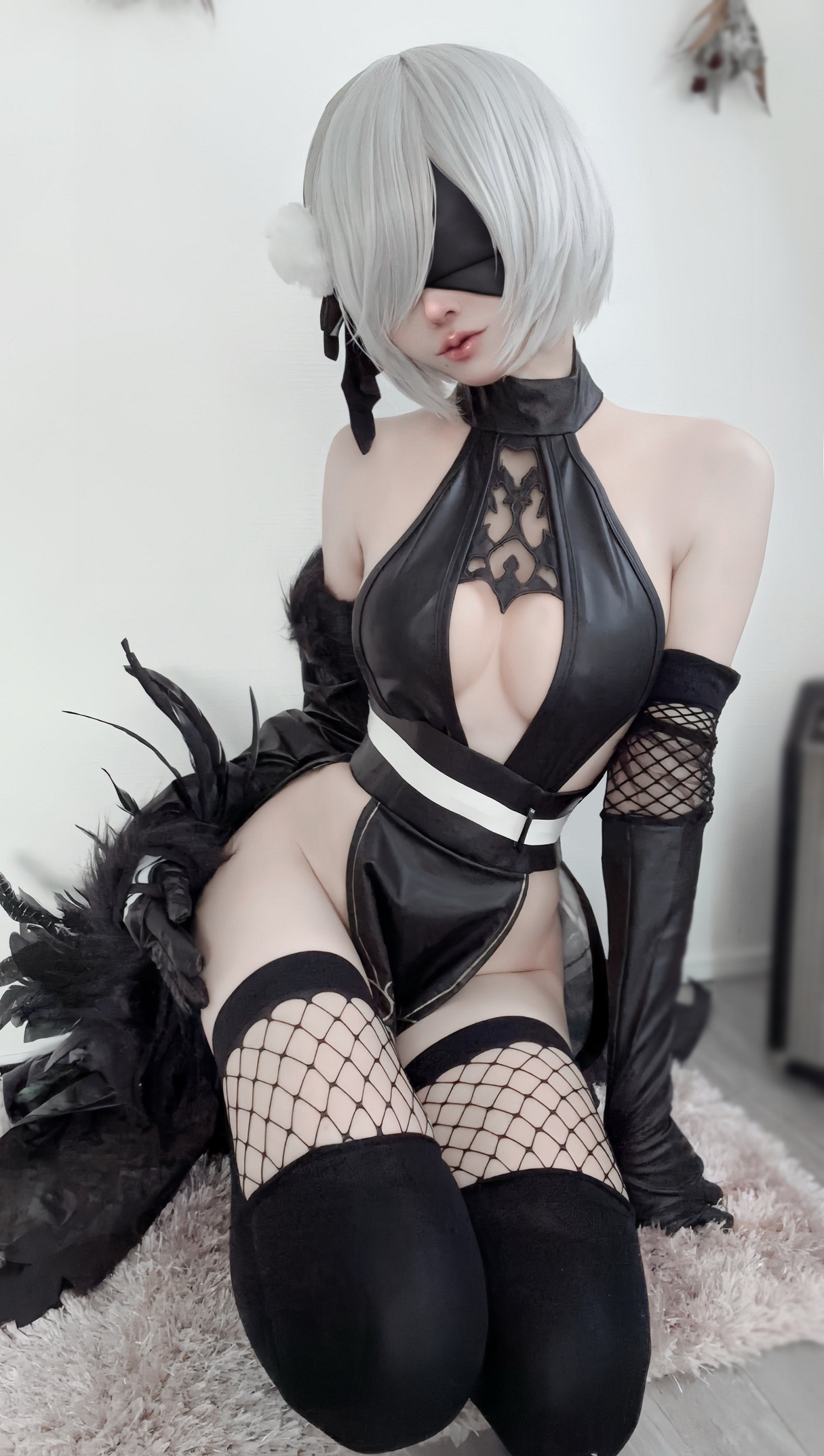 國外辣妹COS《尼爾》2B 熱辣身材輕鬆拿捏多種風格！