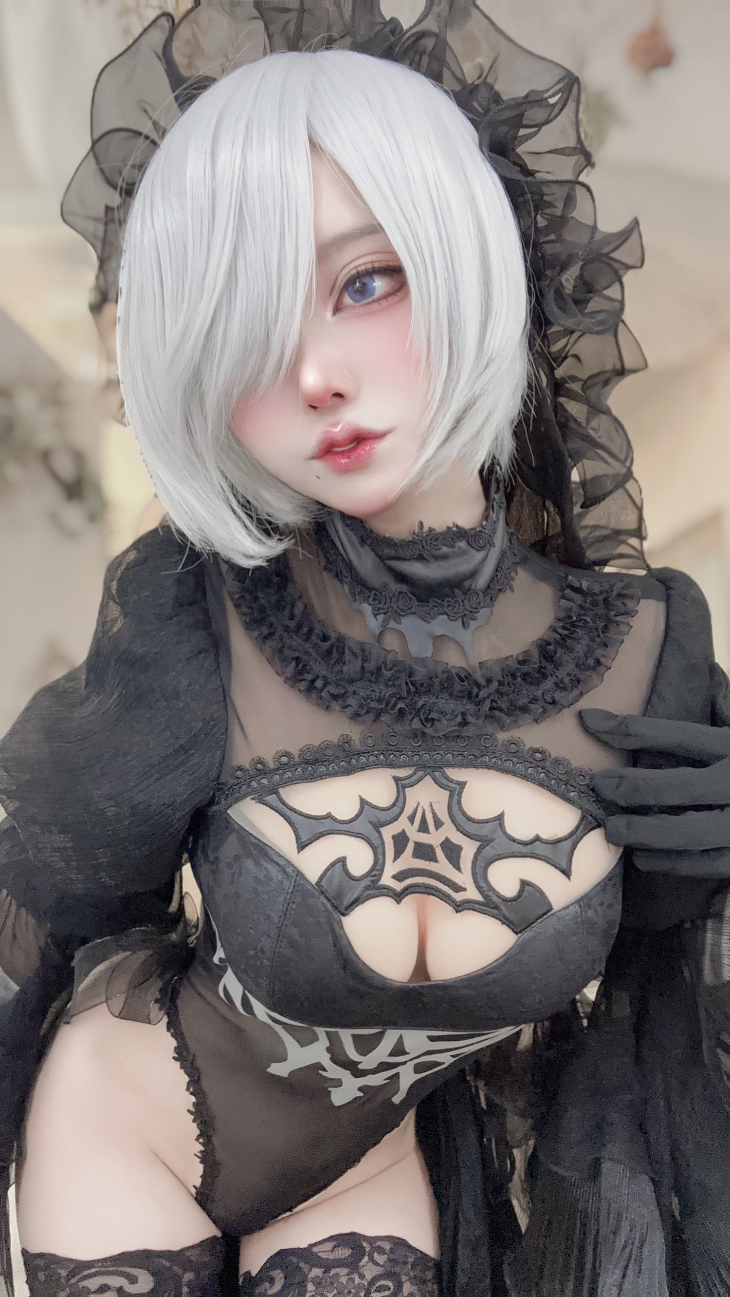 國外辣妹COS《尼爾》2B 熱辣身材輕鬆拿捏多種風格！