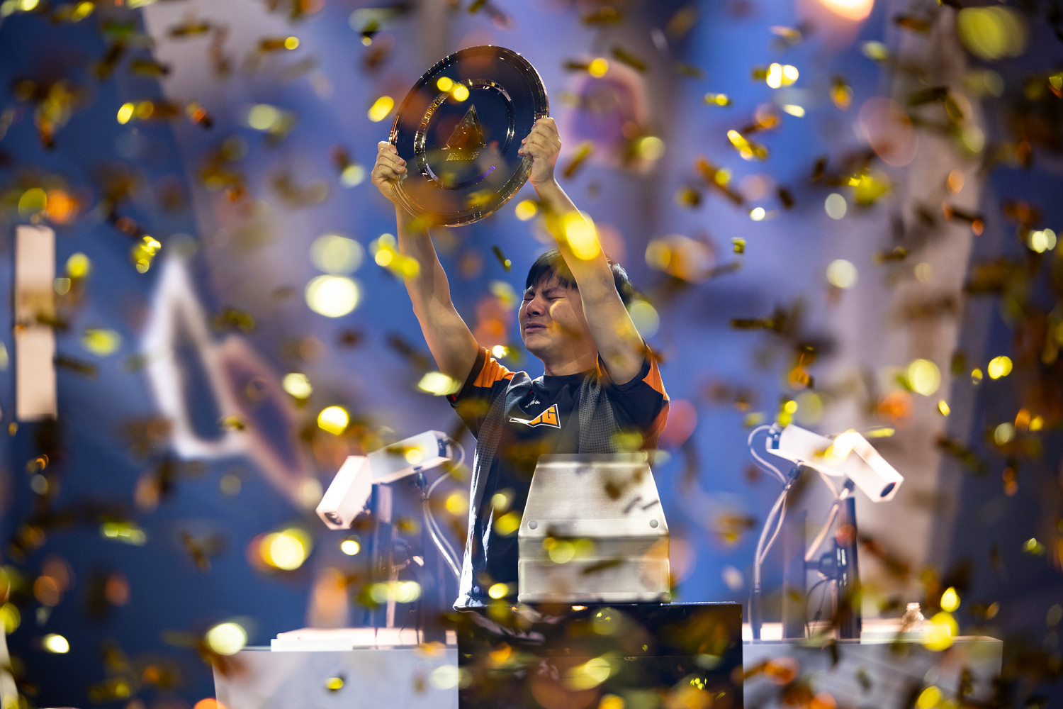 “小孩”曾卓君《快打旋風6》電競世界杯奪冠！