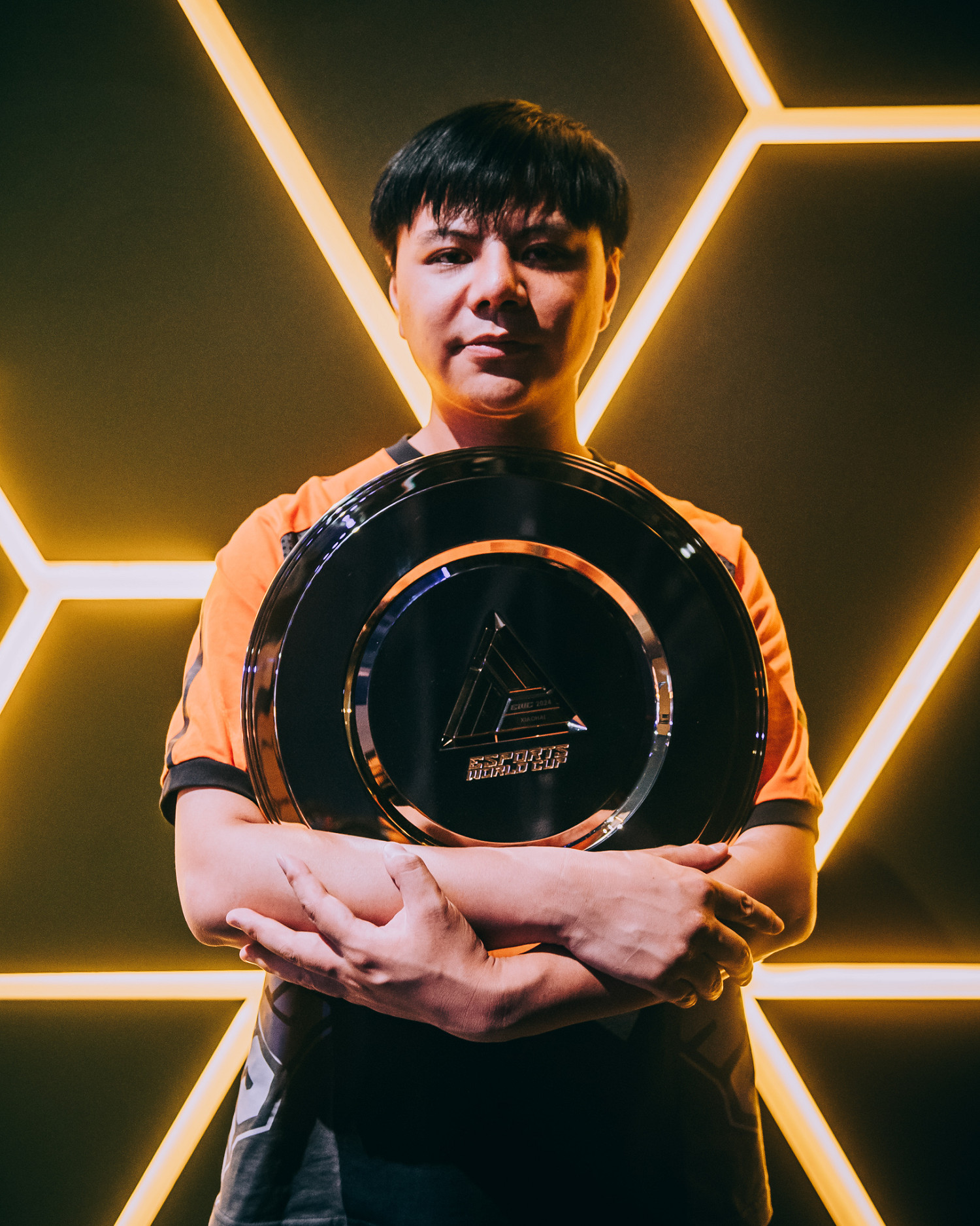 “小孩”曾卓君《快打旋風6》電競世界杯奪冠！