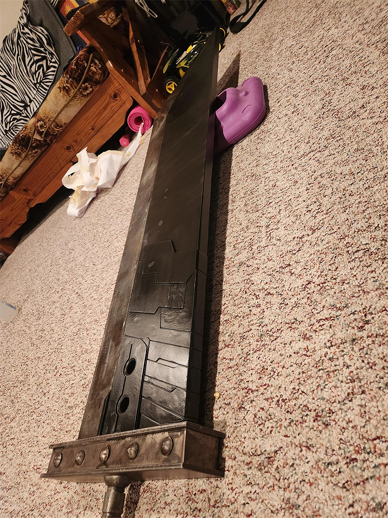 造型逼真！《最終幻想7》粉絲打造現實生活中的剋星劍