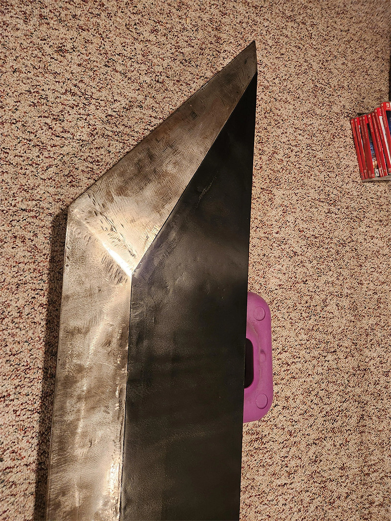 造型逼真！《最終幻想7》粉絲打造現實生活中的剋星劍