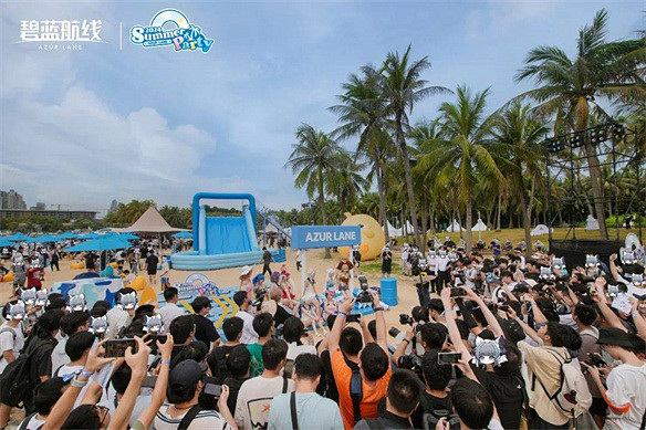 “真好啊,我還在玩碧藍航線” “真好啊,我還在玩碧藍航線”