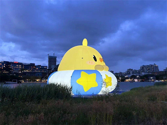 “真好啊,我還在玩碧藍航線” “真好啊,我還在玩碧藍航線”