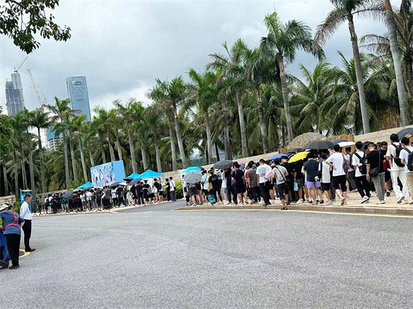 “真好啊,我還在玩碧藍航線” “真好啊,我還在玩碧藍航線”