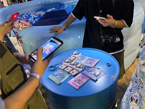 “真好啊,我還在玩碧藍航線” “真好啊,我還在玩碧藍航線”