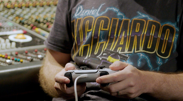 DualSenseTM無線控制器:架起無障礙體驗音樂的橋梁 DualSenseTM無線控制器:架起無障礙體驗音樂的橋梁