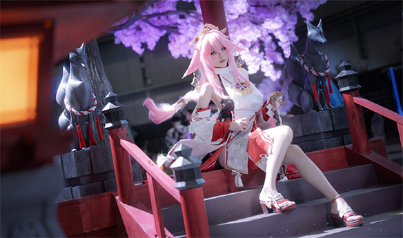 大偉哥真情流露，檢察官Cos芙寧娜